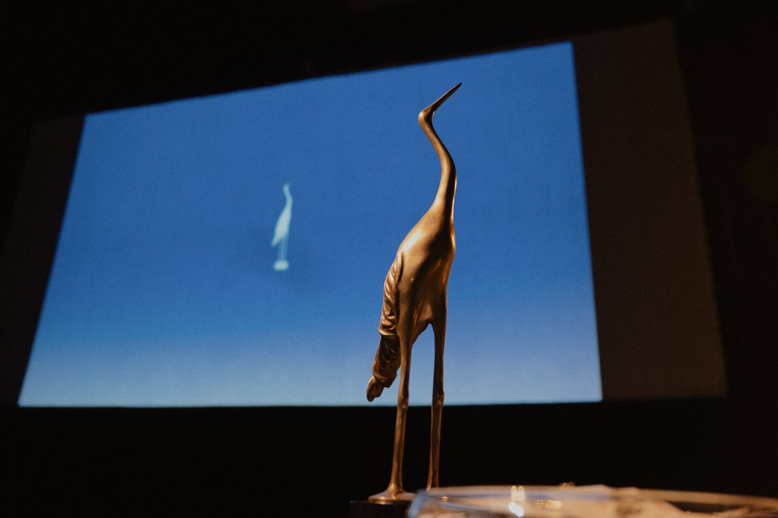 Paskelbtos nacionalinių kino apdovanojimų „Sidabrinė gervė“ nominacijos: net į 11 statulėlių pretenduoja filmai „Kinų jūra“ ir  „Badautojų namelis“